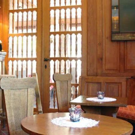 Auberge D'阿勒 外观 照片